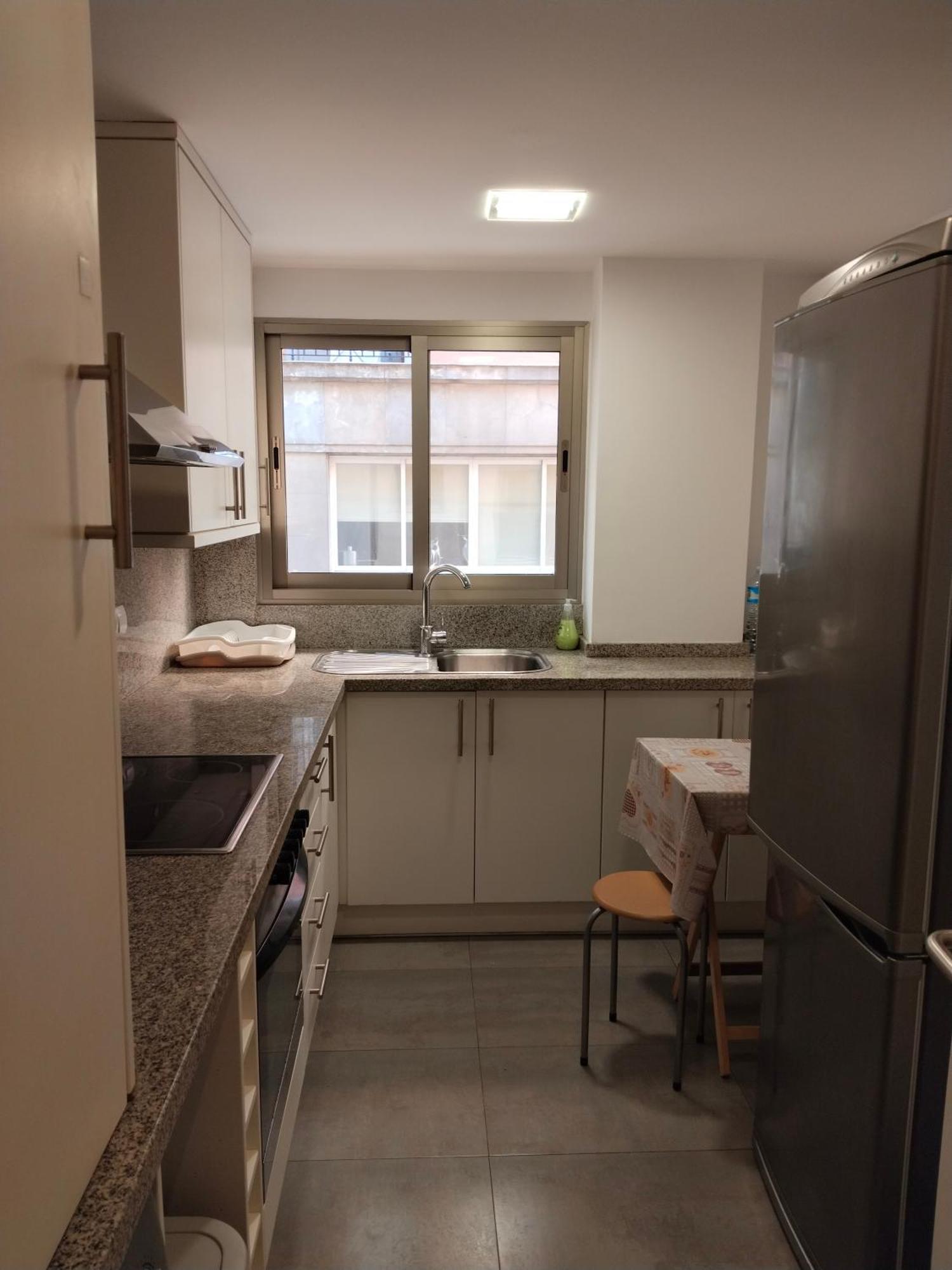 City Center Nice Apartment Аликанте Екстериор снимка