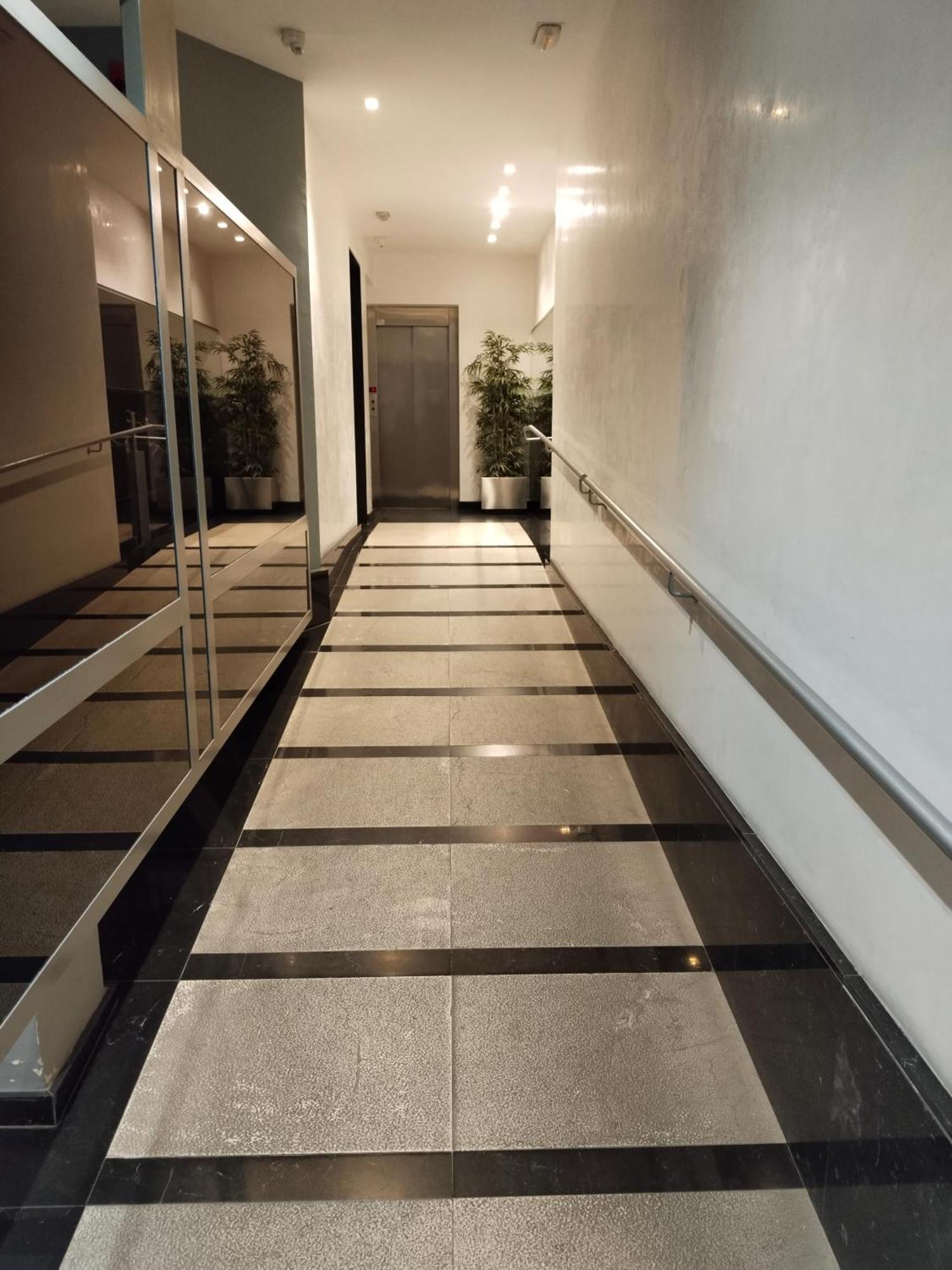 City Center Nice Apartment Аликанте Екстериор снимка